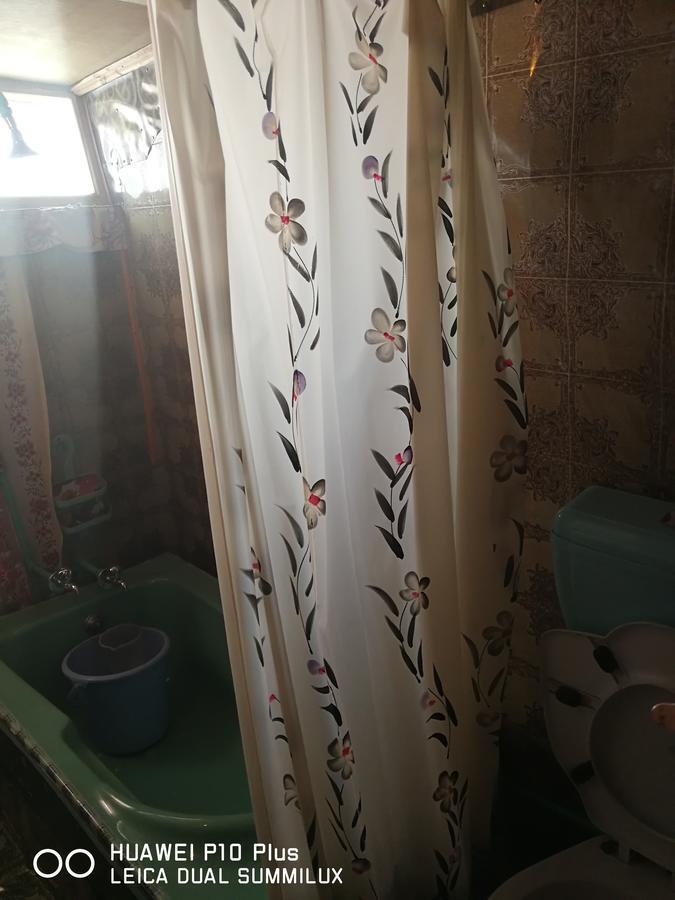 Houseboat Dunhill Bed & Breakfast Srinagar  Ngoại thất bức ảnh